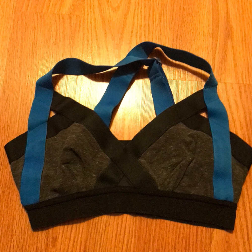 Community Multicolored Sports Bra Size XS in GUC!